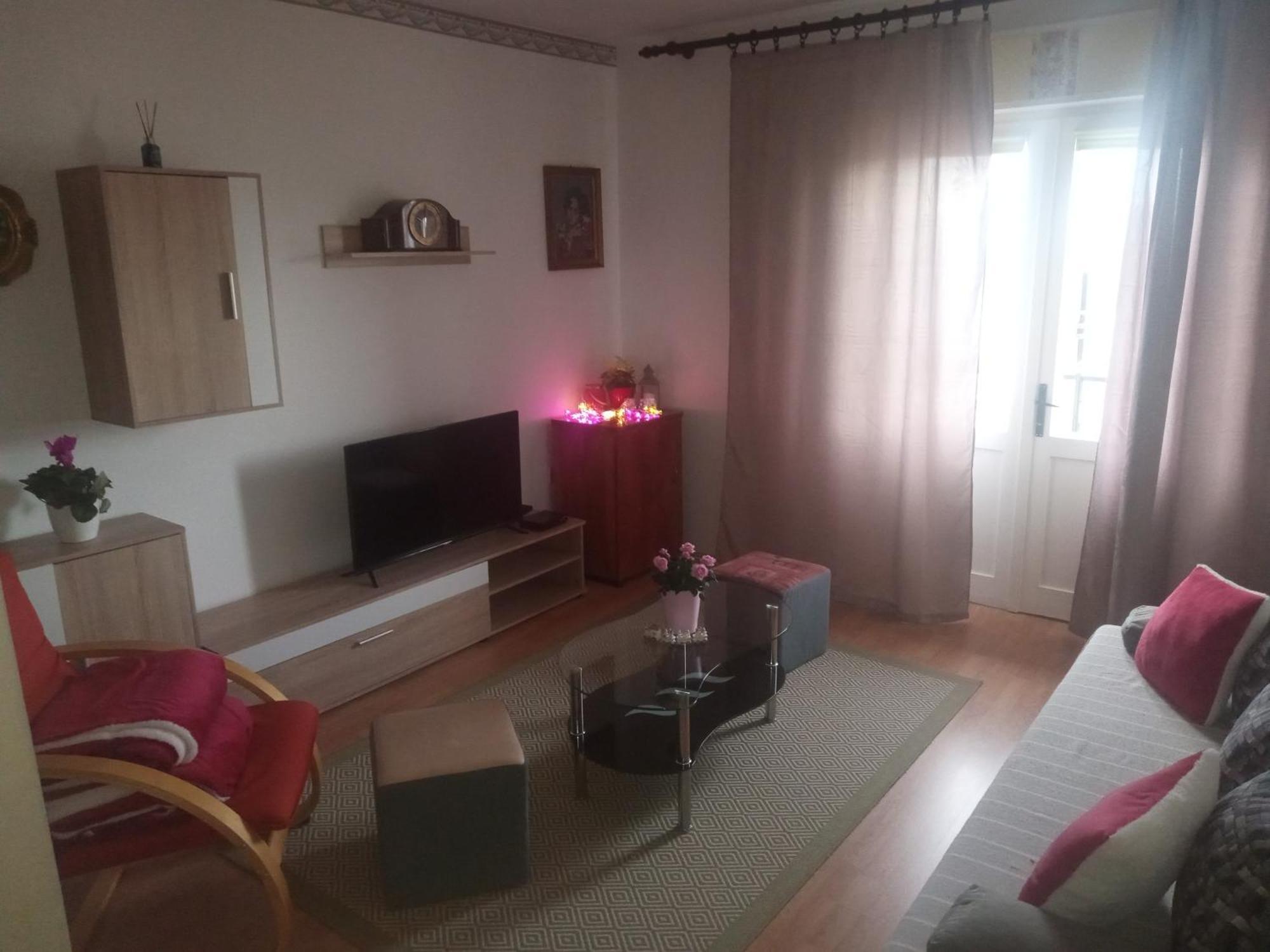 Apartman Petra セニ エクステリア 写真